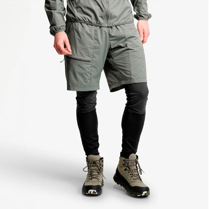 Tived Light Windbreaker Shorts M